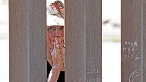 Qué cambia para los venezolanos que quieren llegar a EU con el acuerdo de Biden y México