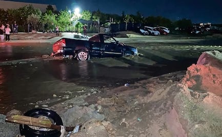 Lluvias dejan crecida de arroyos y vehículos arrastrados