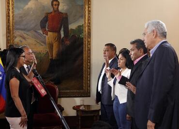 Gobernadores de oposición toman protesta ante Constituyente de Venezuela