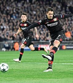 “Chicharito” ignora si hay interés del Madrid por él 