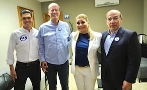 De izquierda a derecha, Jorge Romero, Vicente Fox, Maru Campos, Felipe Calderón. Foto: Especial