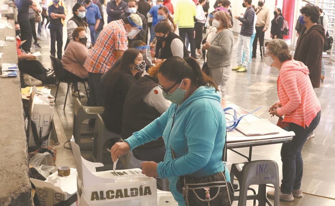 Para el proceso electoral, los candidatos usaron 130% más recursos de lo autorizado por el IECM. Foto: ARCHIVO EL UNIVERSAL