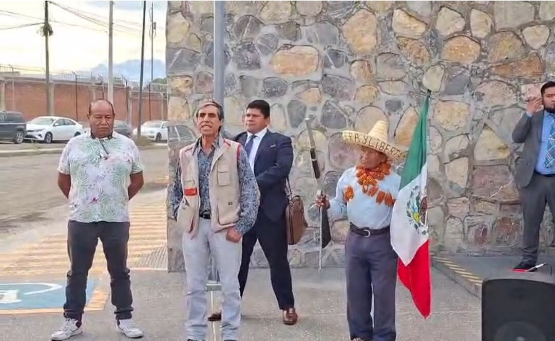 Vinculan a proceso por delito federal a activistas que se oponen a perforación de pozo en Puebla.
Foto: Especial.