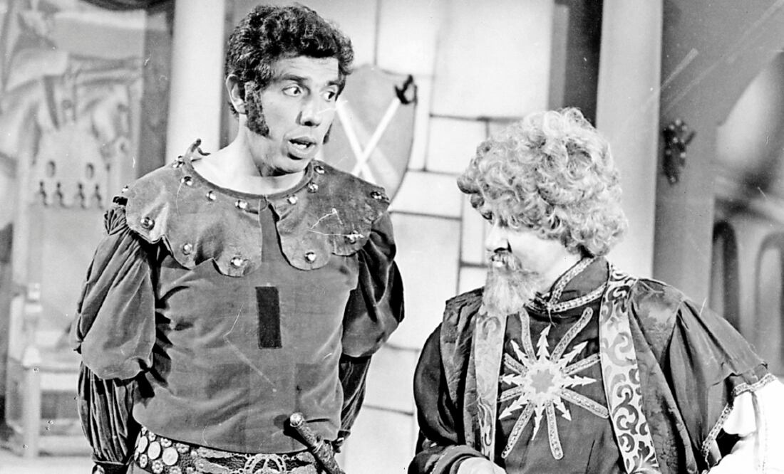 Con el elenco de El Chavo, Rubén hacía personajes de la literatura universal (FOTOS: ARCHIVO E INTERNET)