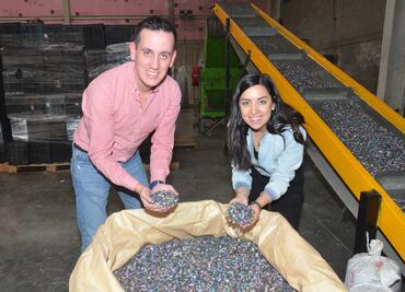 Reciclan plástico y dan trabajo a pepenadores