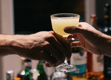 Bares en donde pasar el Día del amor y la amistad