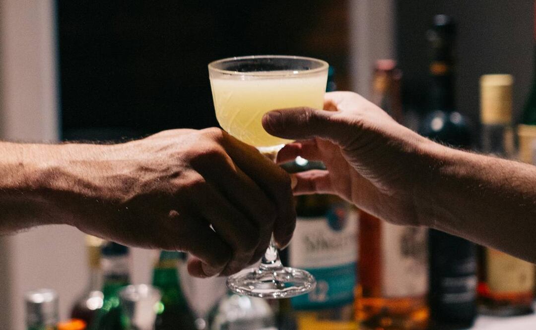 Bares para ir con tu pareja. Foto: Pexels