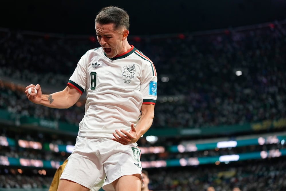 Álvaro Fidalgo celebra su primer gol con la Selección Mexicana, durante la victoria ante Chequia en la Fase de Grupos del Mundial de 2026 - Foto: AP