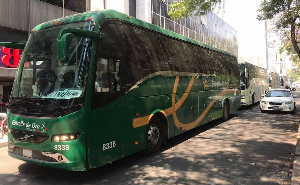 Estudiantes de Ayotzinapa llegan a la CDMX. Foto: Juan Carlos Williams. EL UNIVERSAL