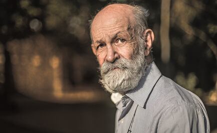 Luis de Tavira: "Mexicanos rehenes de la guerra contra el narco"