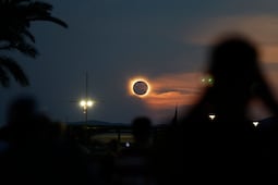 Así se vio el eclipse solar total desde Europa; cuándo será el próximo, ¿será visible en México?