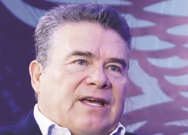 SNTE deja atrás pelea con López Obrador: Díaz de la Torre