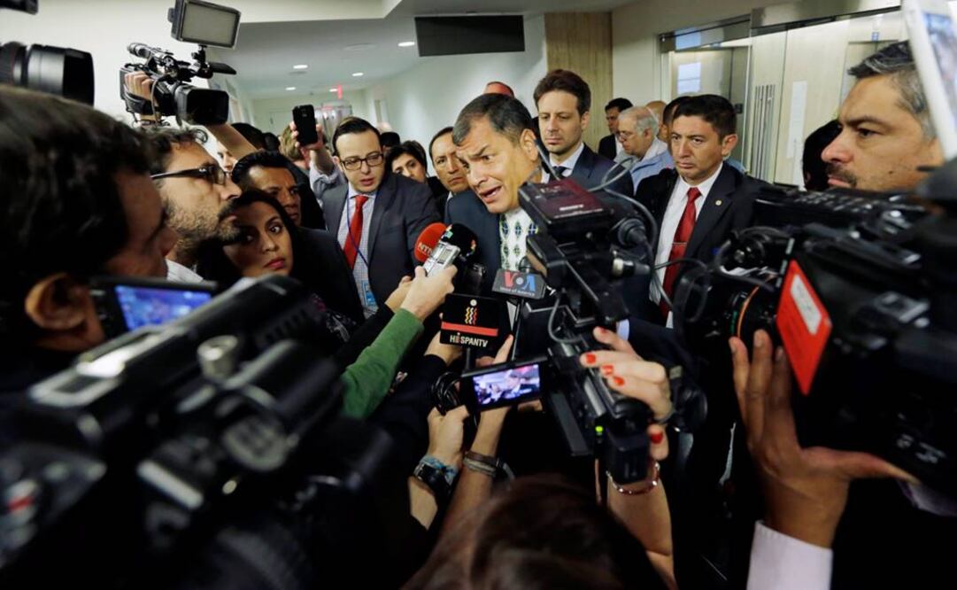 Presidente de Ecuador pone en riesgo a periodistas por "Panama Papers"