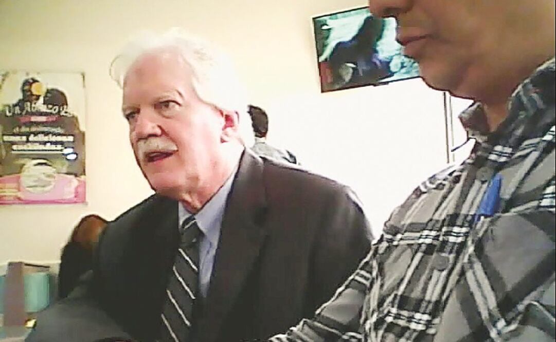 En nuevo video, Pascoe ofrece plazas por apoyo