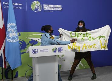 La COP26 concluye con promesas, escepticismo e inconformidad en la población mundial