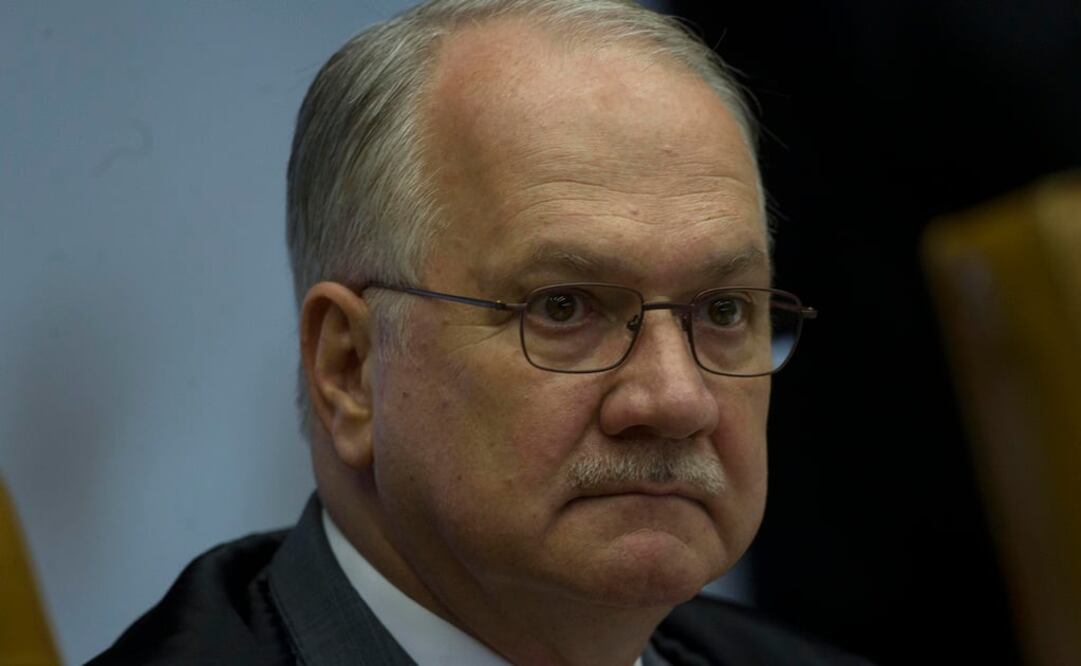 El magistrado brasileño Luiz Edson Facin participa de una sesión plenaria del Tribunal Supremo de Brasil (Foto: EFE)