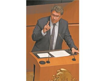 Medina Mora: el hombre poderoso que se queda sin cuates