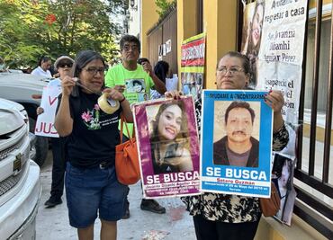 Familiares de desaparecidos cierran fiscalía especializada en Torreón; “no cumplen con investigaciones”, denuncian