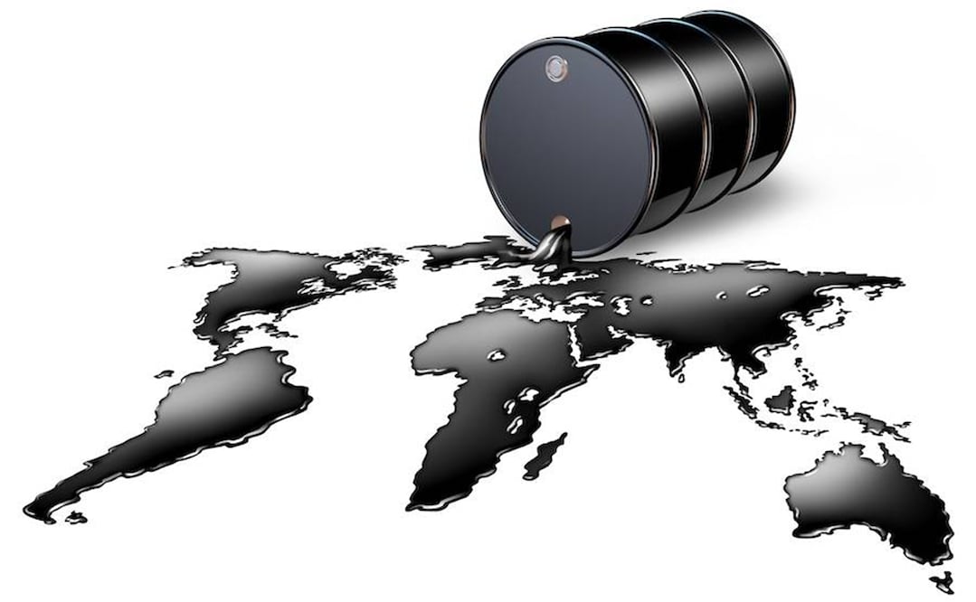 Imagen ilustrativa de petroleo mundial. Foto: @Merval_Surf.