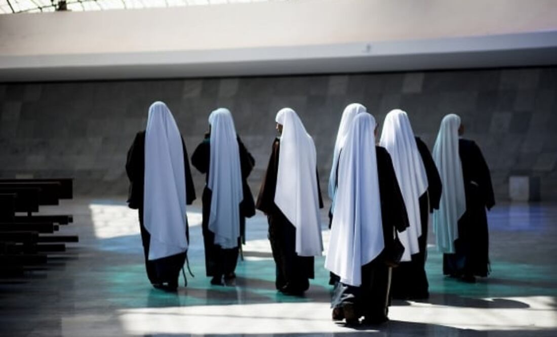 En mayo pasado las religiosas comunicaron su salida de la Iglesia católica para ponerse bajo la tutela de la Pía Unión Sancti Pauli Apostoli, fundada por el falso obispo Pablo de Rojas, excomulgado en 2009.