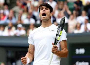 Carlos Alcaraz se impone a Novak Djokovic y se proclama bicampeón de Wimbledon