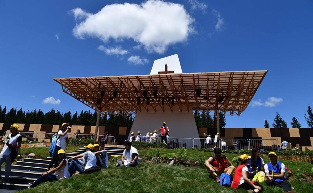 La noticia del ataque más reciente se produjo mientras Francisco celebraba la misa en Temuco, capital de la conflictiva región de Araucanía (Foto: AFP)