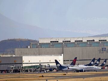 AICM pierde 934 mil pasajeros y el AIFA gana 880 mil