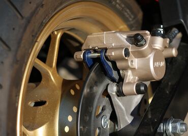 ¿Cómo cuidar los frenos de tu automóvil?