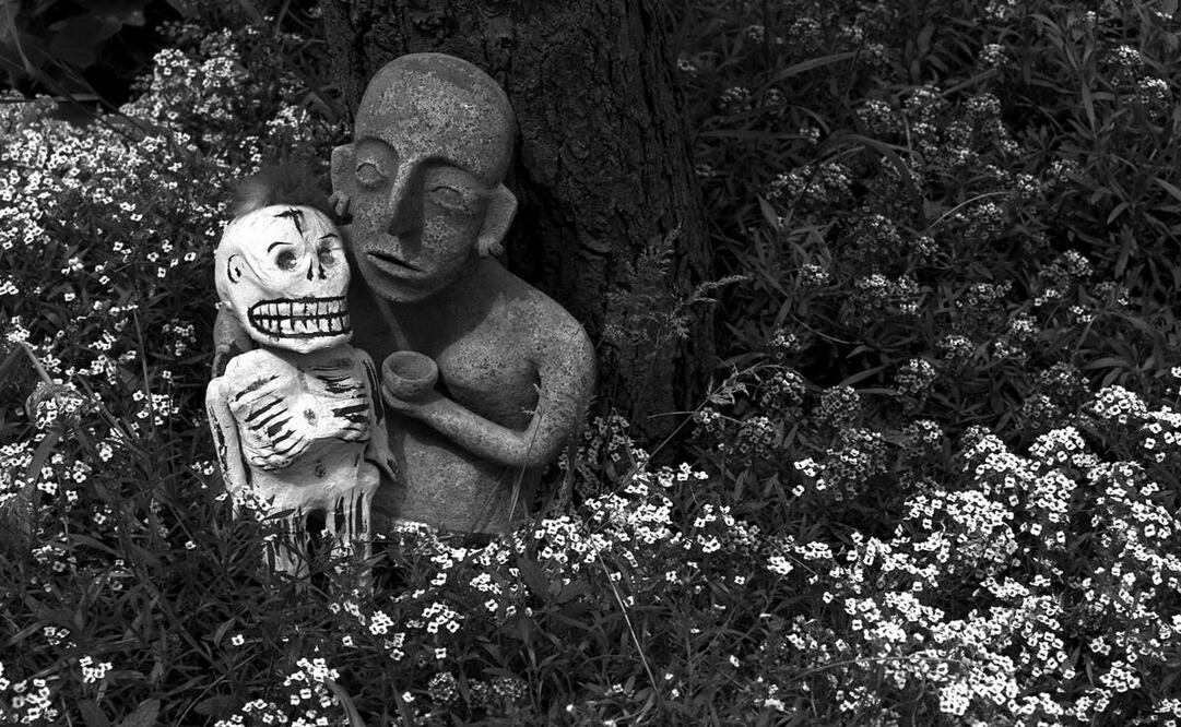 Coatlicue, 1987, Coyoacán, Ciudad de México. Foto de Manuel Álvarez Bravo, quien creció rodeado de la afición a la imagen. Fotos: Archivo Manuel Álvarez Bravo, S.C