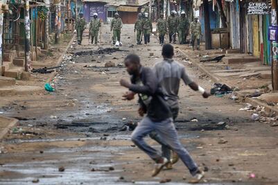 Kenia: mueren decenas en violencia postelectoral