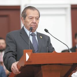 Muñoz Ledo se somete a cirugía de vesícula