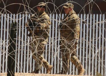 Gobernador de Florida envía más de mil agentes a la frontera de Texas con México