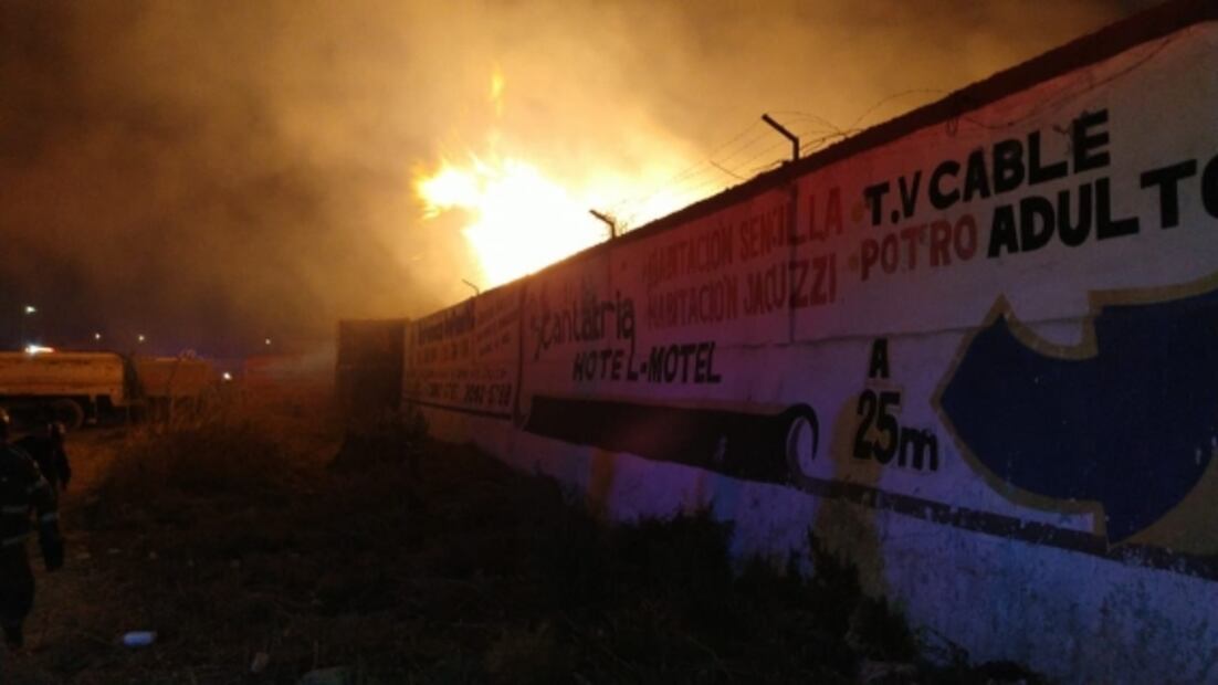 Registran incendio en fábrica de algodón en La Conchita, Chalco