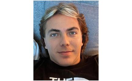 A Cristian Castro, su hija lo deja vestido y alborotado 