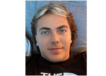 A Cristian Castro, su hija lo deja vestido y alborotado