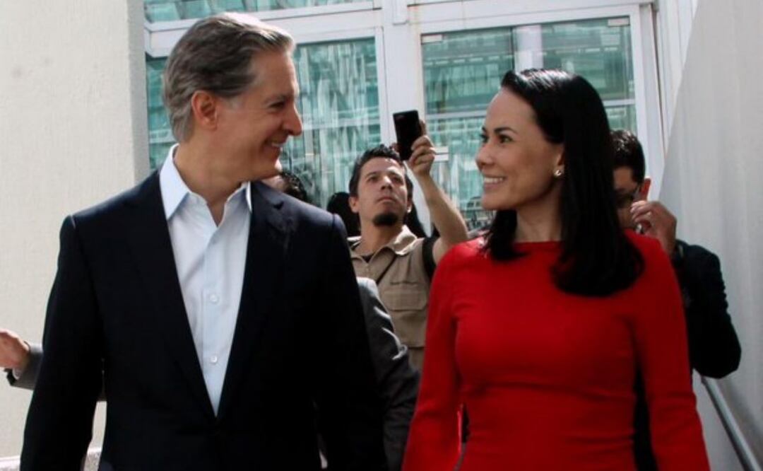 Tras criticas contra Del Mazo, Alejandra del Moral dice que seguirá caminando a su lado. Foto: Especial
