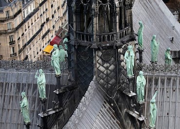 Donaciones de empresas y millonarios de Francia para Notre Dame superan 600 millones de euros