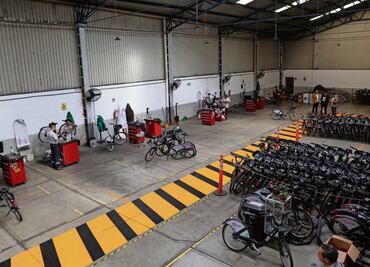 La talacha diaria que implica reparar 300 unidades de Ecobici