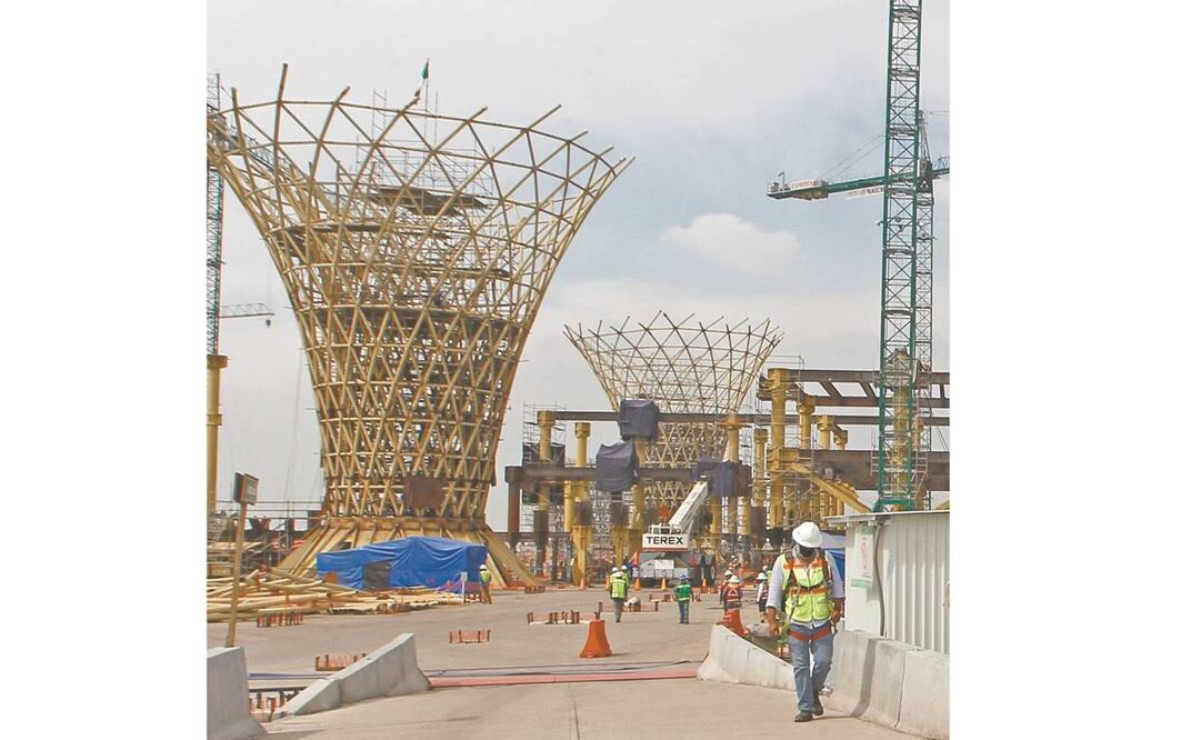 El costo de cancelación supera lo calculado por la SCT. Foto: ARCHIVO EL UNIVERSAL