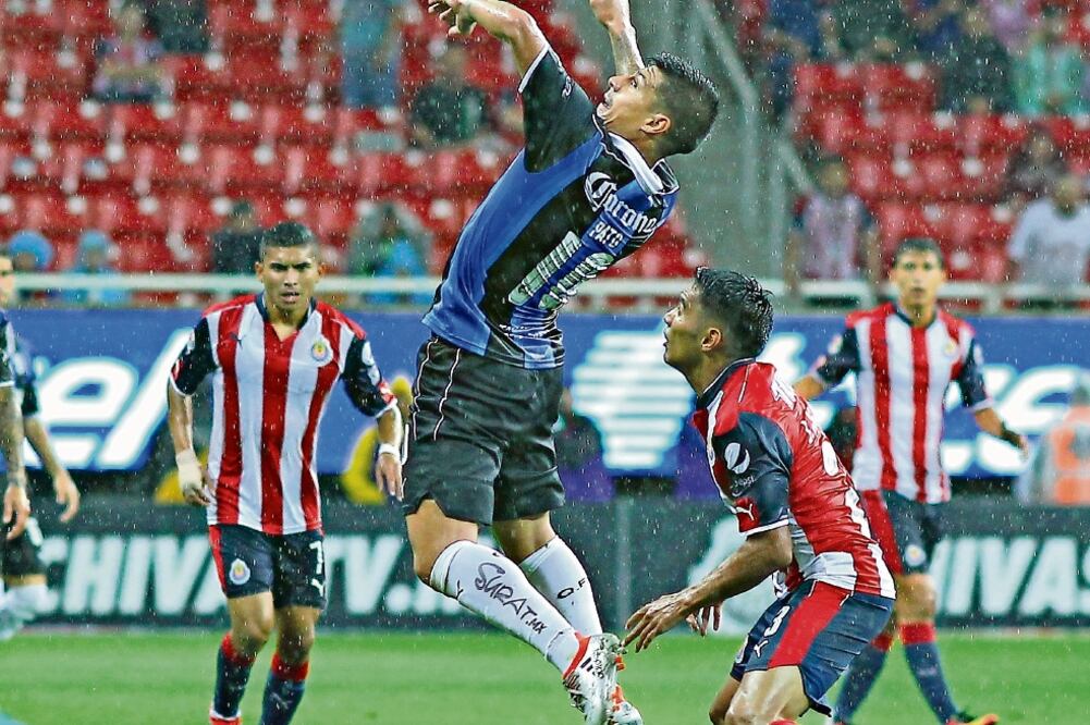 Querétaro logró arrebatar un punto al Guadalajara de visita (JORGE BARAJAS. IMAGO7)