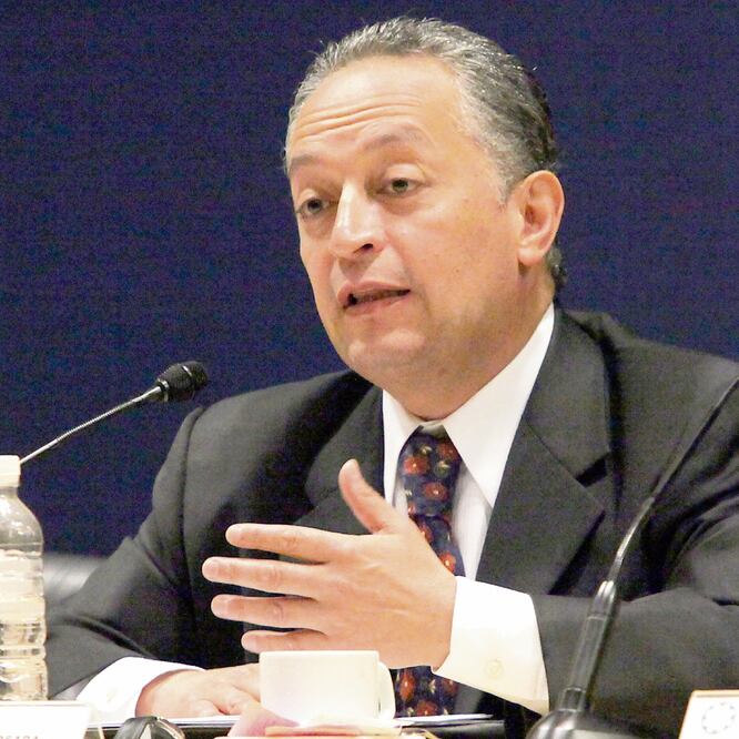 Equipara problemas. El experto Javier Oliva Posada considera que el gobierno de EU ha homologado el terrorismo con el crimen organizado. (ARCHIVO EL UNIVERSAL)