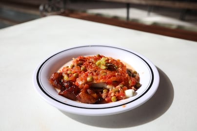 La historia de los famosos huevos motuleños y cómo hacerlos