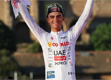 Isaac del Toro es líder del Tour de Austria; ganó la etapa 4, la tercera de forma consecutiva