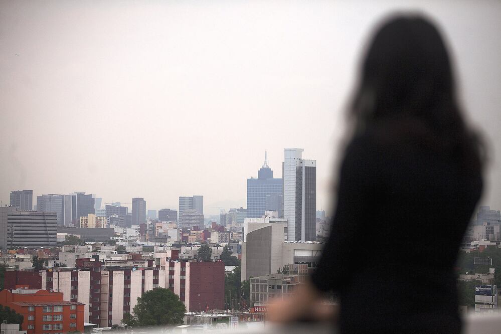 Verónica explica que hay Sugar daddies que le toman fotos a sus tarjetas de crédito, de su casa o sus carros, esto con el objetivo de demostrar que tienen los recursos para pagar por el tiempo de una Sugar baby JUAN CARLOS REYES)