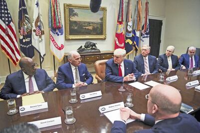 Alistan ‘histórico’ presupuesto para Defensa en EU 