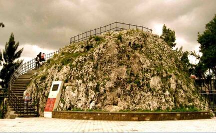 ¿Cuál es la relación entre el Popocatépetl y el Cuexcomate, el volcán más pequeño del mundo?