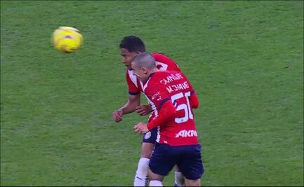 Chivas revela el estado de salud del Tiba Sepúlveda tras el choque que lo mandó al hospital; tuvo que ser operado