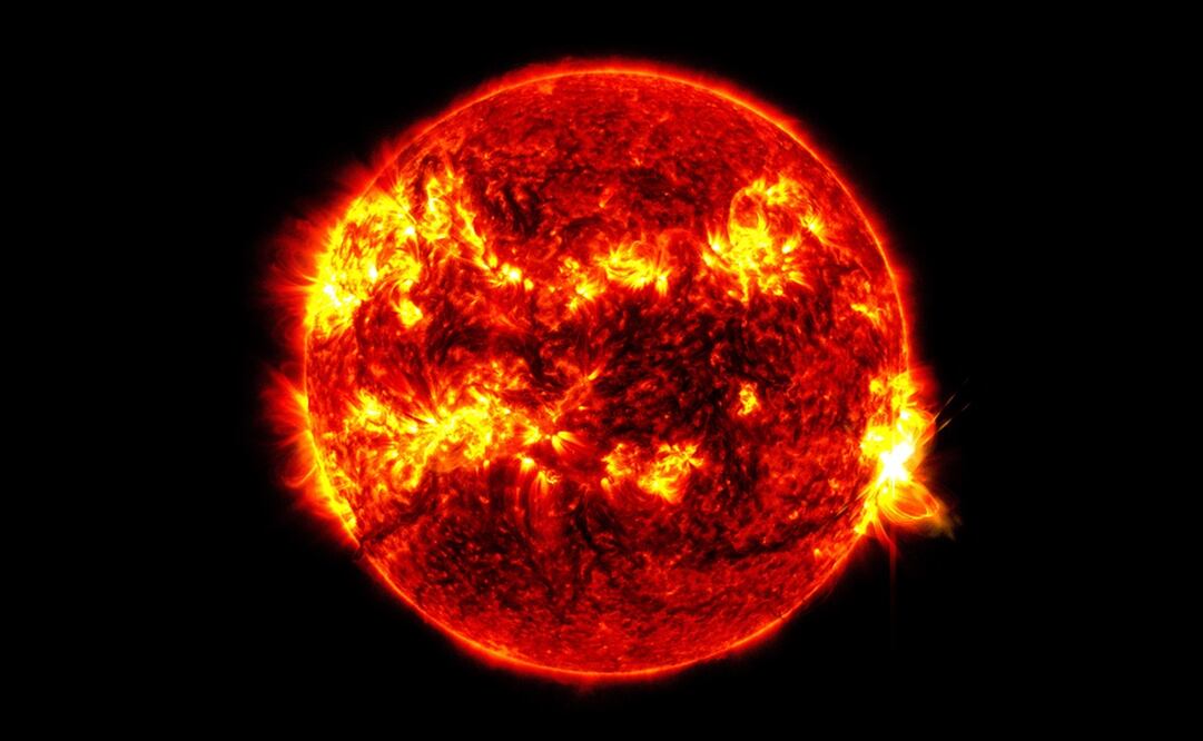 El Observatorio de Dinámica Solar de la NASA dio a conocer una imagen de la fuerte llamarada solar. Foto: X