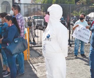 Médicos exigen bono Covid