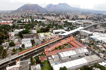 Contienen planes de desarrollo 9 ejes de acción